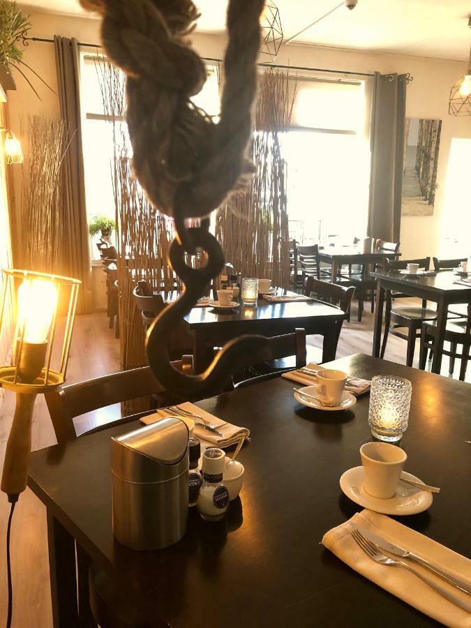 Boutique Hotel De Zwaluw Де-Коог Экстерьер фото